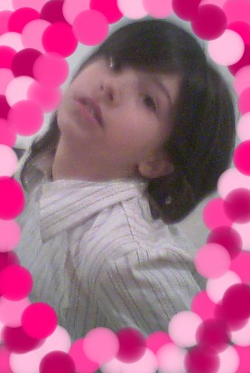 roxane! ma tite cousine ! folle a si si je vous le dit!!!